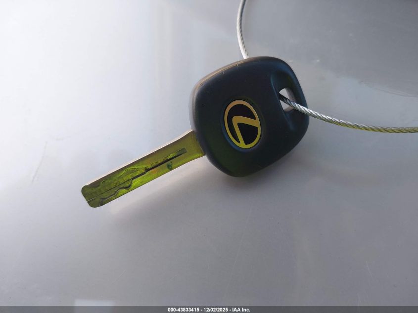 2002 Lexus Es 300 VIN: JTHBF30G420049256 Lot: 43833415