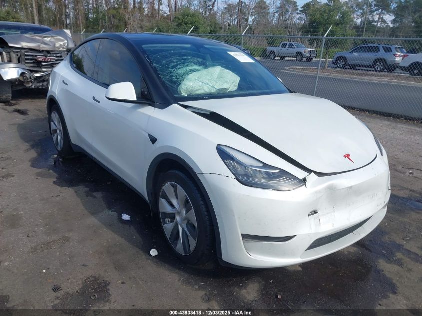 TESLA MODEL Y LONG RANGE DUAL MOTOR ALL-WHEEL DRIVE