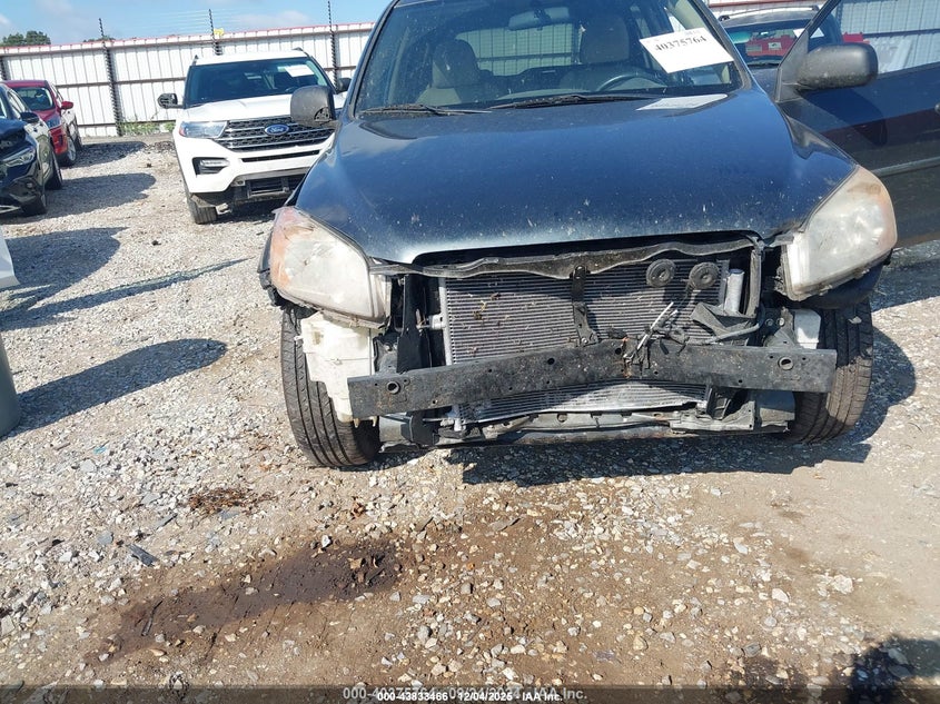 2010 TOYOTA RAV4 auction photo 6
