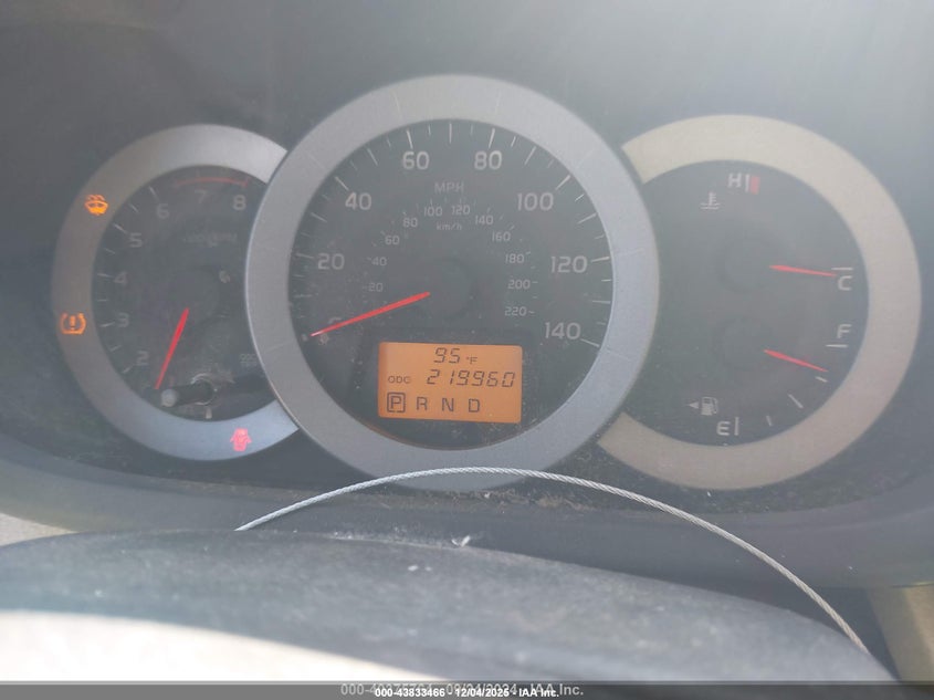 2010 TOYOTA RAV4 auction photo 7
