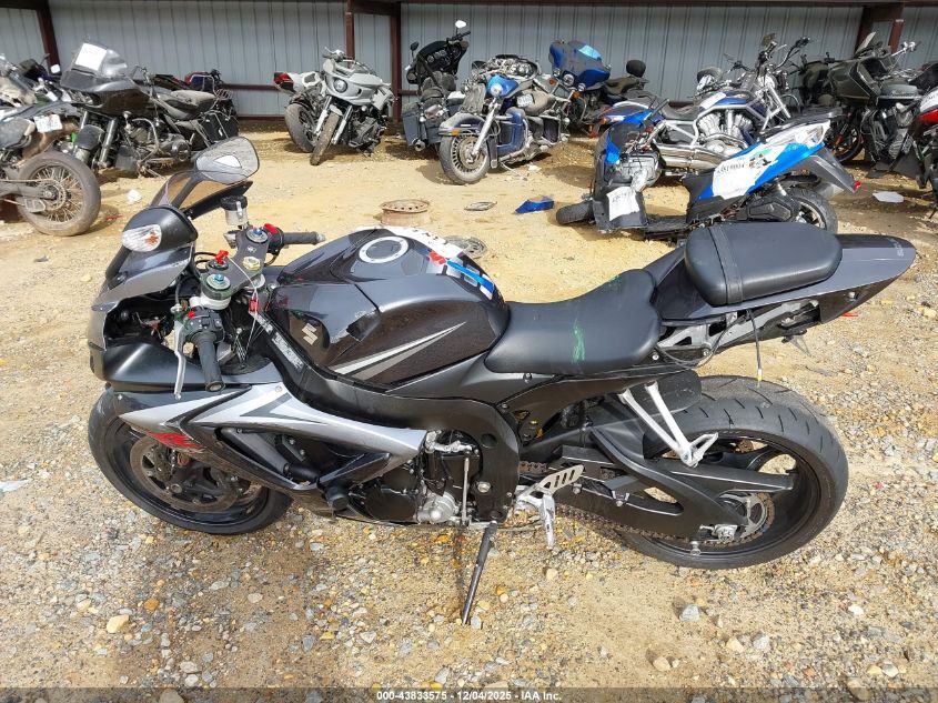 2007 Suzuki Gsx-R750 VIN: JS1GR7KA072107089 Lot: 43833575
