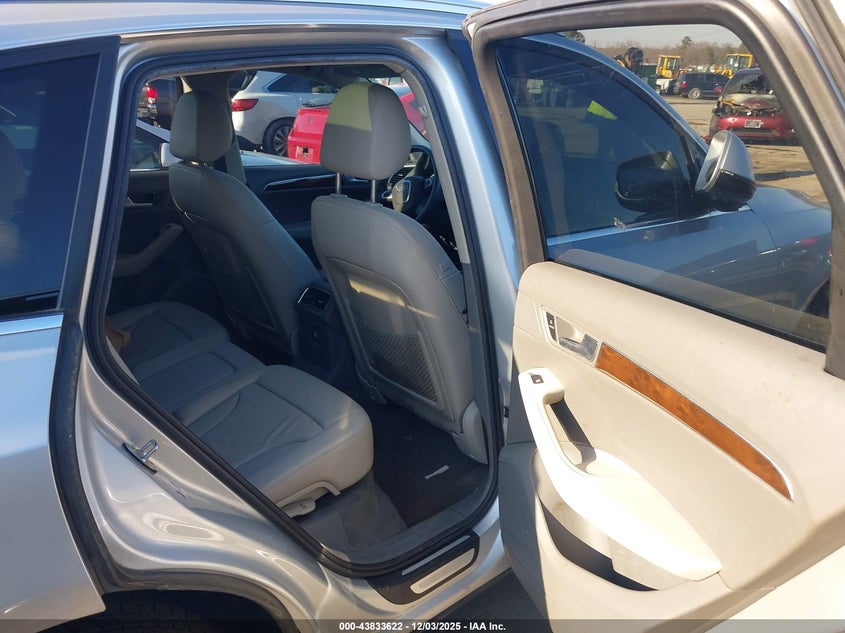 WA1LFAFPXCA092295 2012 AUDI Q5 photo no. 8