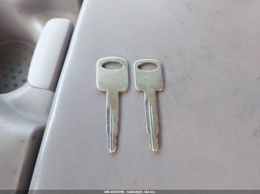 1997 Ford F-250 Lariat/Standard/Xl/Xlt VIN: 1FTFX28L5VKC59238 Lot: 43833769