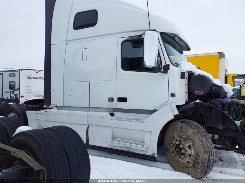 2018 Volvo Vnl VIN: 4V4NC9EH4JN889796 Lot: 43833795
