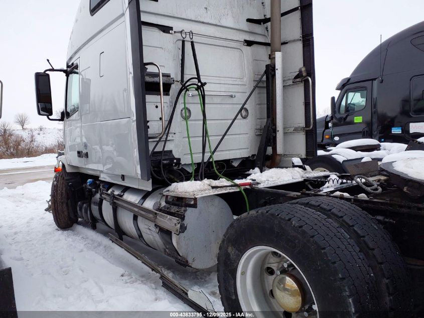 2018 Volvo Vnl VIN: 4V4NC9EH4JN889796 Lot: 43833795