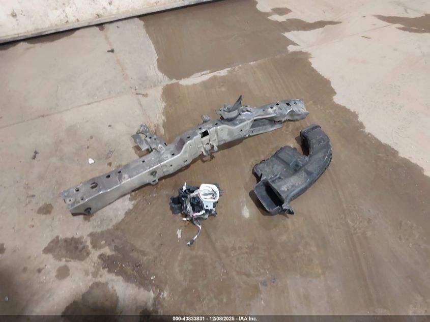 2023 Toyota Rav4 Hybrid Xle VIN: JTMRWRFV1PD195820 Lot: 43833831