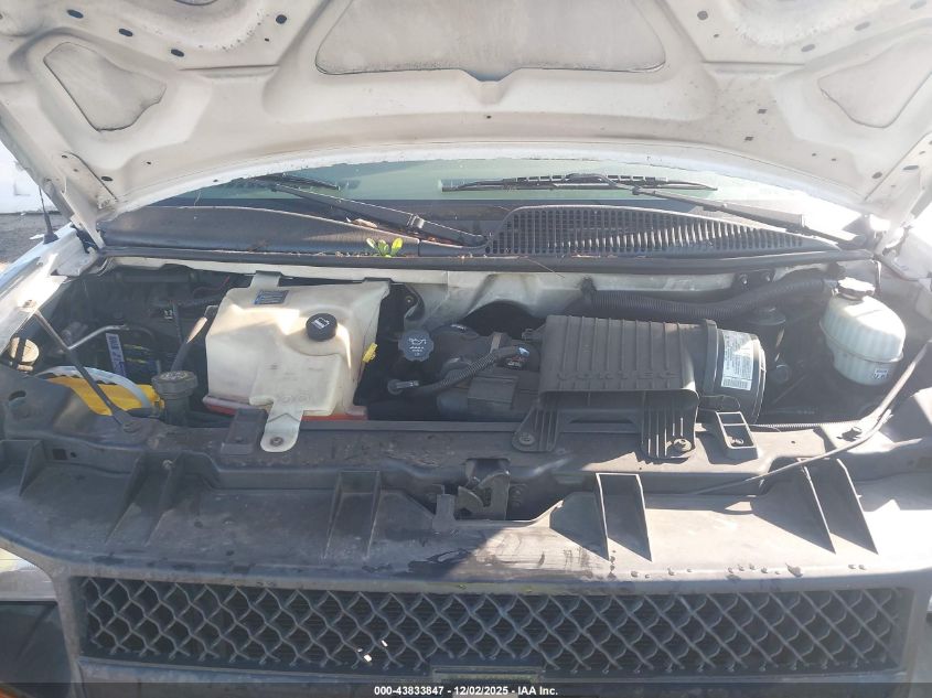 2005 Chevrolet Express VIN: 1GCGG25V851156671 Lot: 43833847