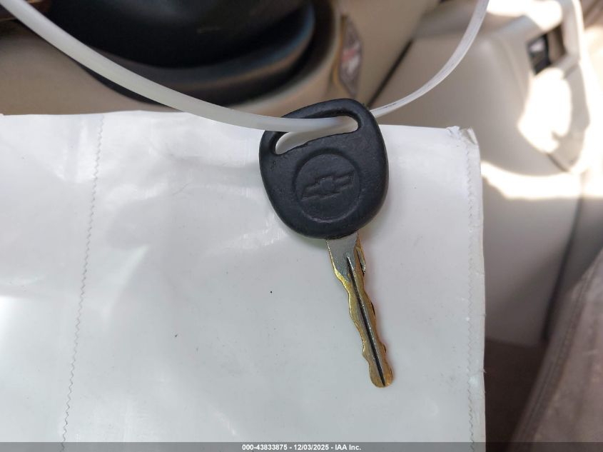 2001 Chevrolet Tahoe Ls VIN: 1GNEC13T71J248399 Lot: 43833875