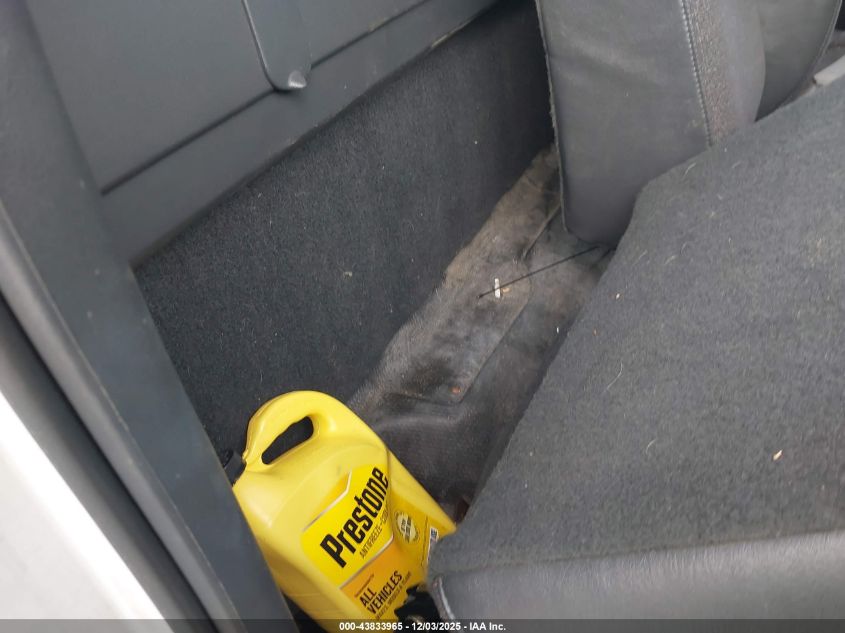 1999 Chevrolet Silverado 1500 VIN: 1GCEC14W2XE212638 Lot: 43833965