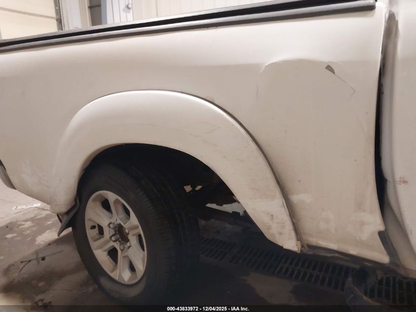 2006 Toyota Tundra Sr5 V8 VIN: 5TBDT44146S552036 Lot: 43833972