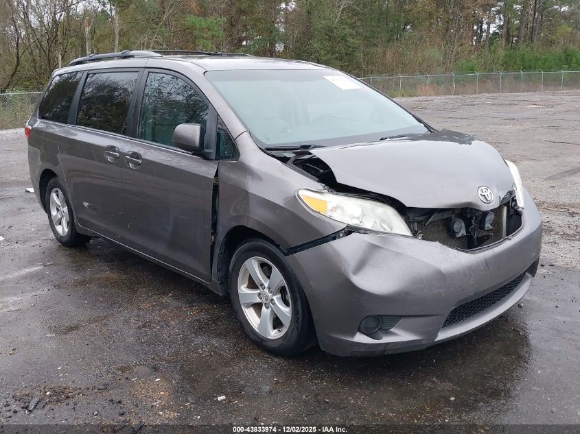 TOYOTA SIENNA LE 8 PASSENGER