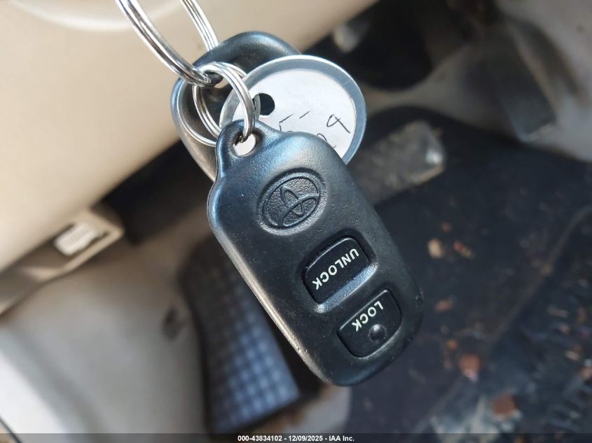 2005 Toyota Corolla Le VIN: 1NXBR32E85Z442691 Lot: 43834102