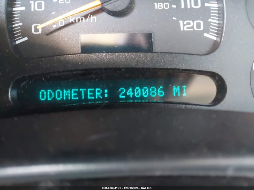 2005 Chevrolet Suburban 1500 Lt VIN: 3GNEC16Z45G213861 Lot: 43834132