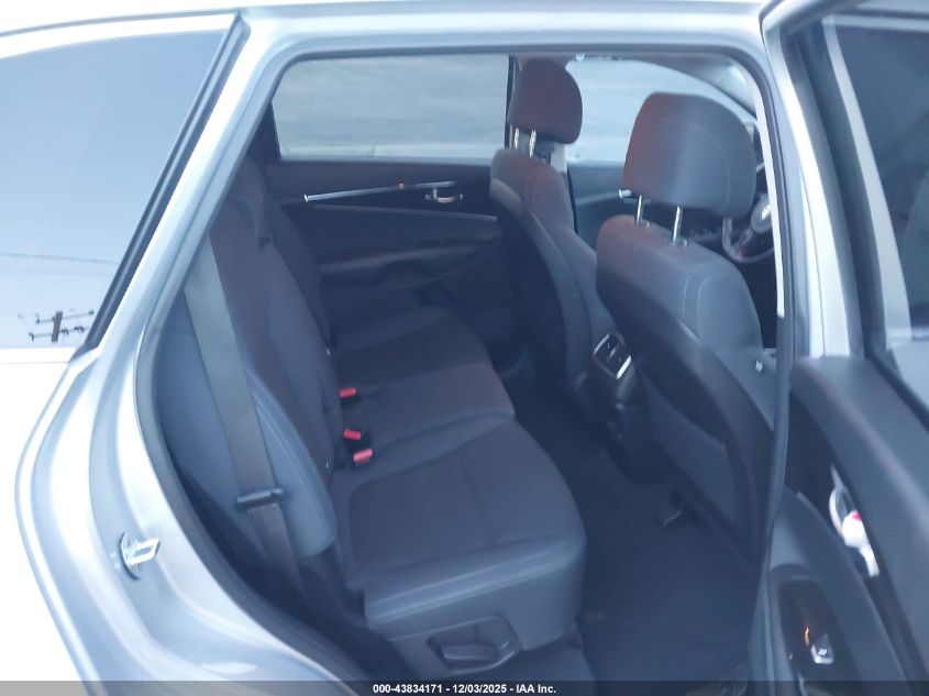 2017 Kia Sorento 2.4L Lx VIN: 5XYPG4A37HG191304 Lot: 43834171