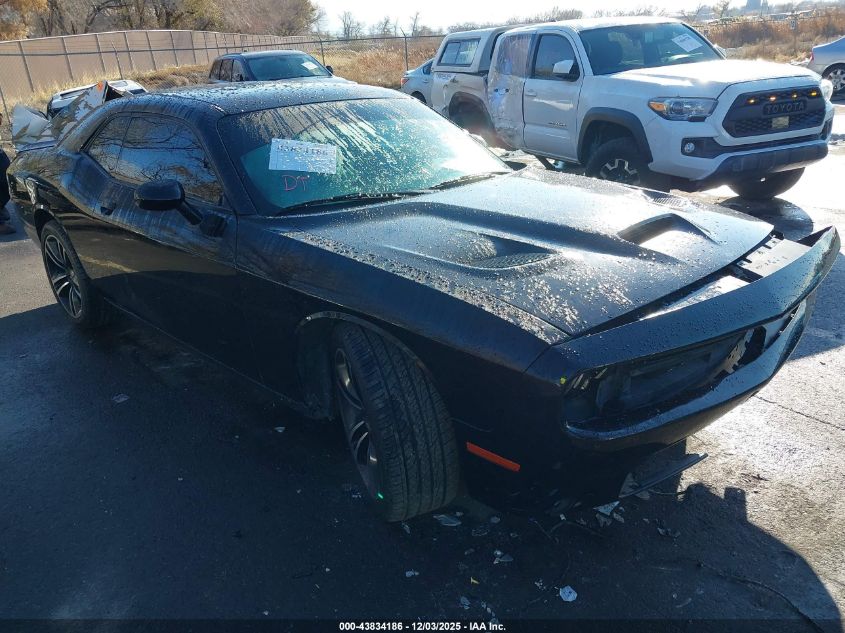DODGE CHALLENGER SRT8 CORE
