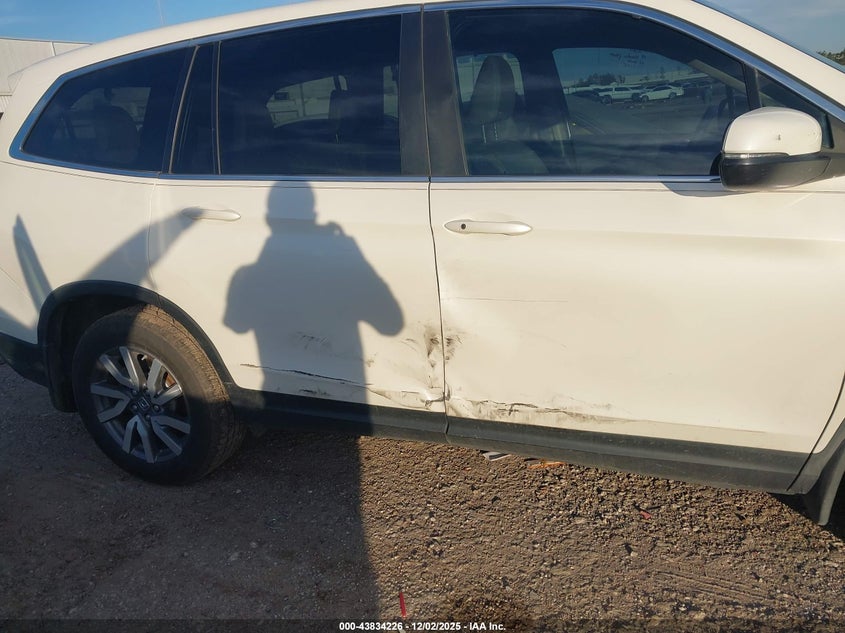 5FNYF5H42KB012497 2019 HONDA PILOT photo no. 17