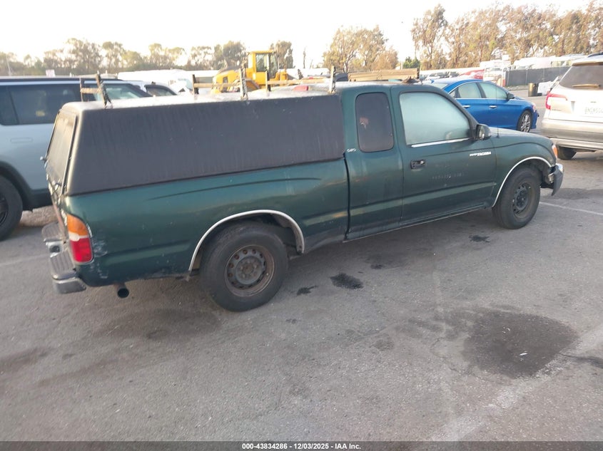 4TAVL52N2YZ661258 2000 TOYOTA TACOMA photo no. 4