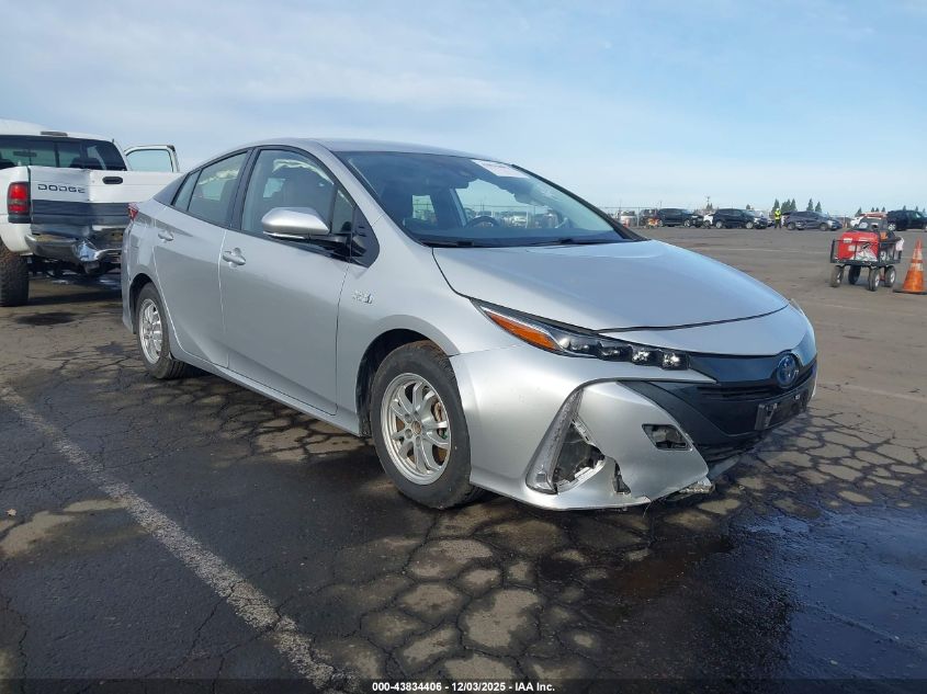TOYOTA PRIUS PRIME XLE