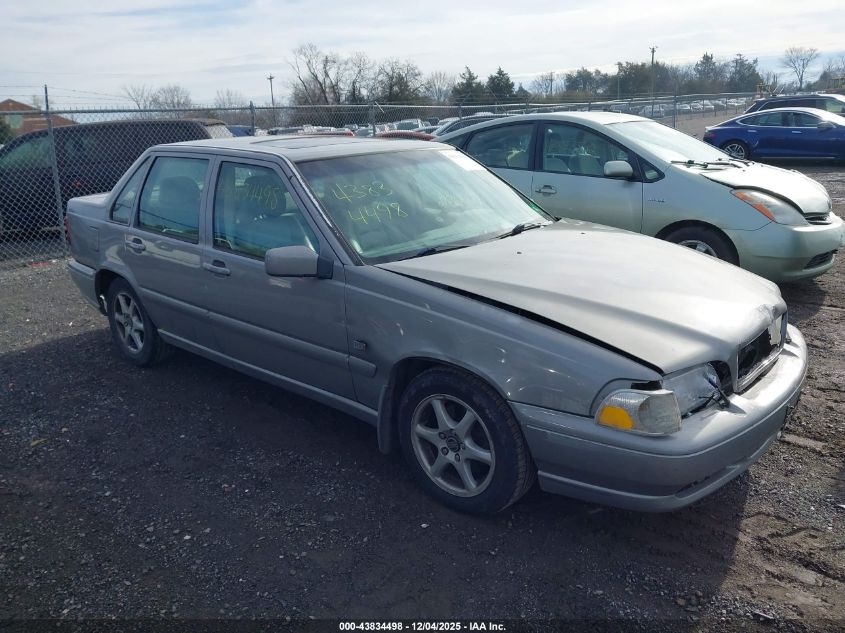 1999 Volvo S70 Glt