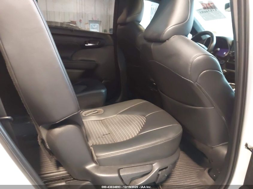 2022 Toyota Highlander Xse VIN: 5TDLZRBH0NS245587 Lot: 43834693