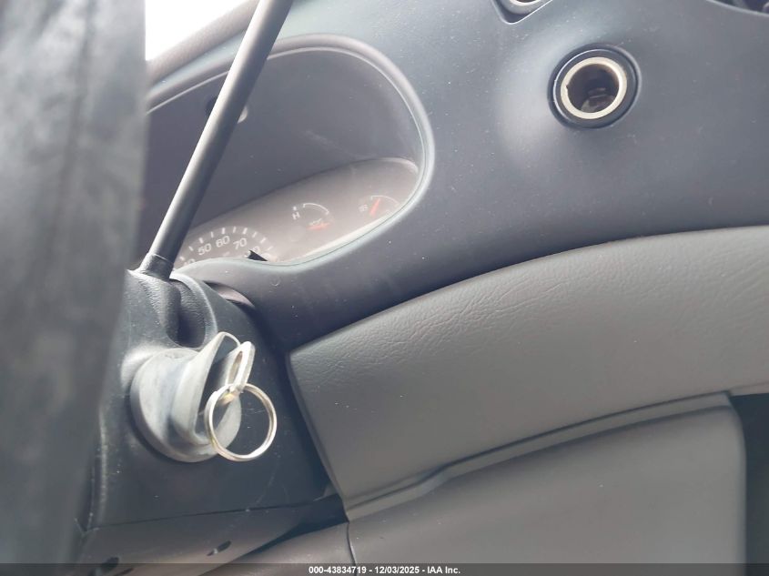 2002 Ford E-350 Cutaway Standard VIN: 1FDWE35L12HA97032 Lot: 43834719