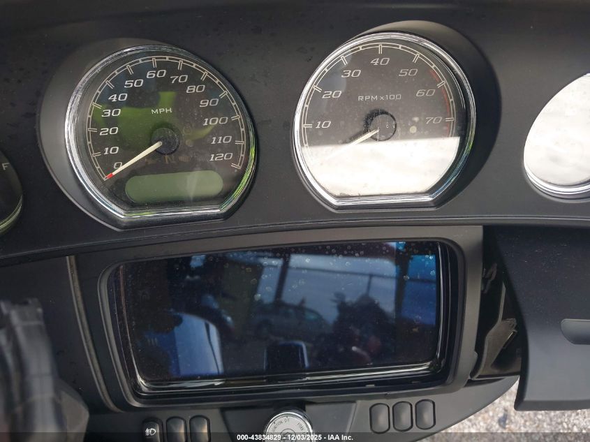 2019 Harley-Davidson Flhtcu VIN: 1HD1FCC14KB678636 Lot: 43834829