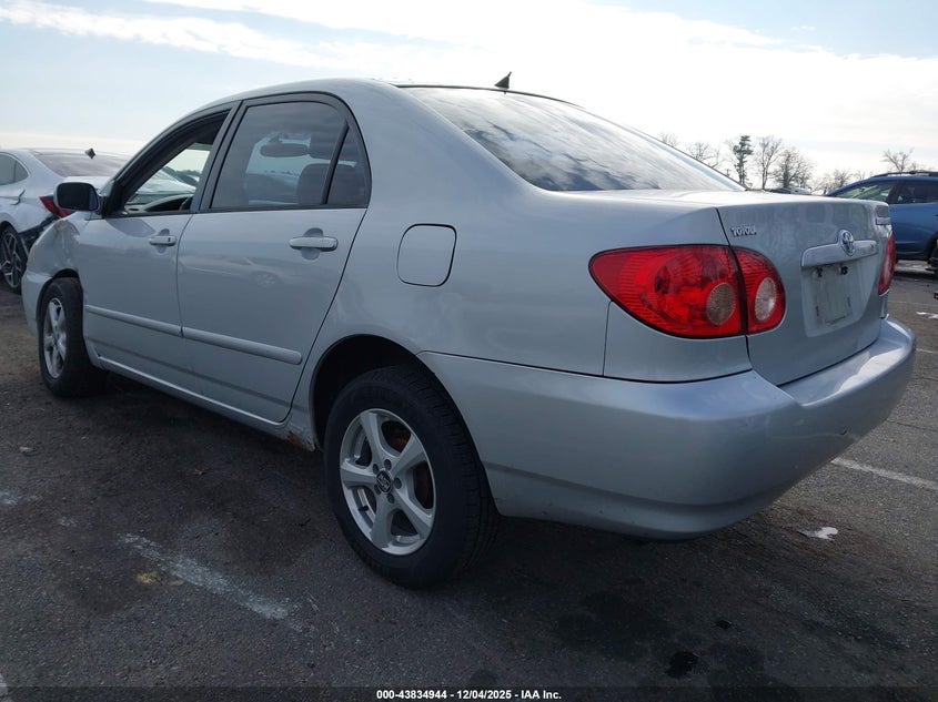 2T1BR32E05C451354 2005 TOYOTA COROLLA photo no. 3