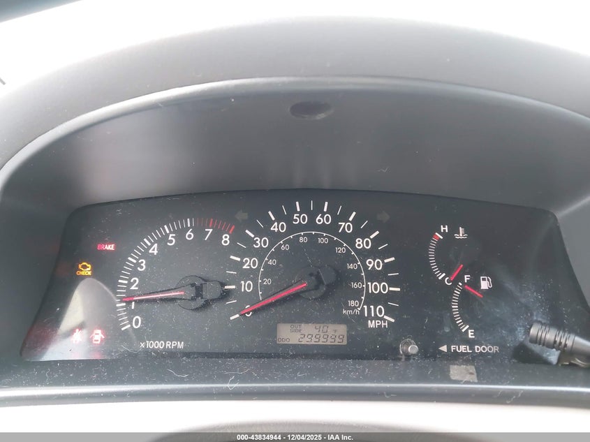 2T1BR32E05C451354 2005 TOYOTA COROLLA photo no. 7