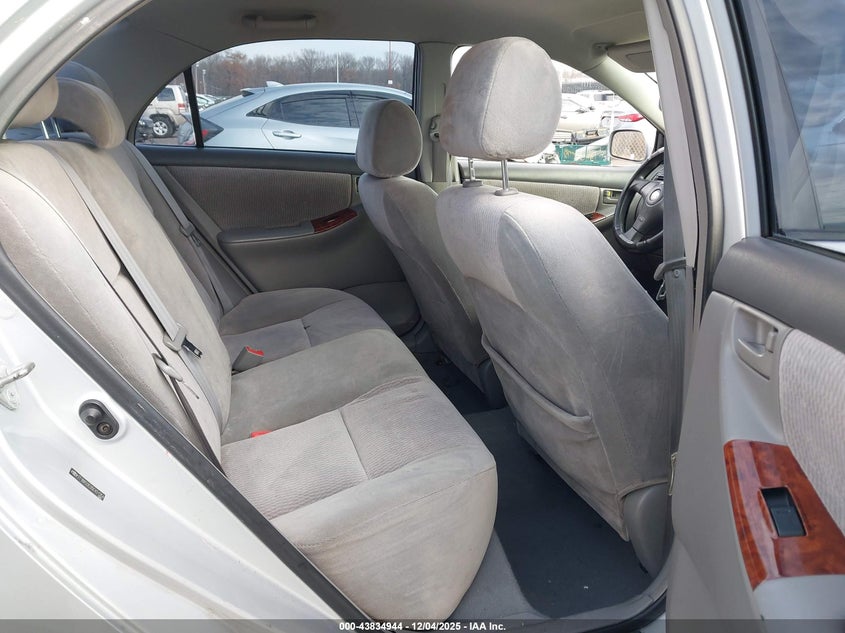2T1BR32E05C451354 2005 TOYOTA COROLLA photo no. 8