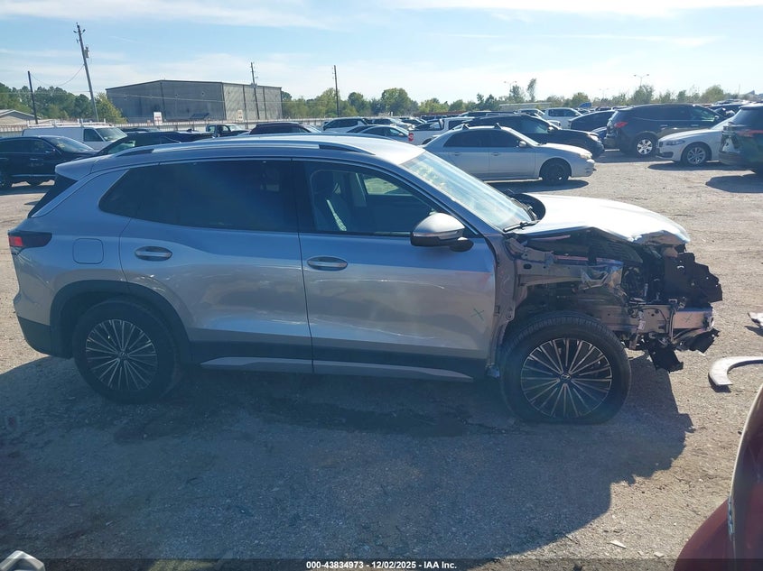 2025 Volkswagen Tiguan - view 14