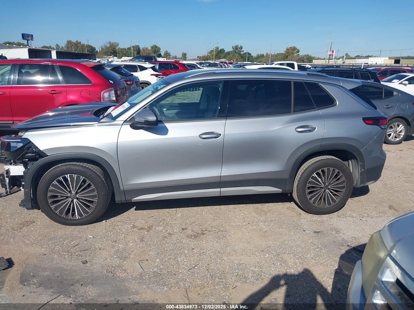 2025 Volkswagen Tiguan - view 15