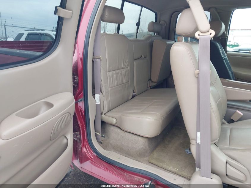 2000 Toyota Tundra Ltd V8 VIN: 5TBBT4817YS093279 Lot: 43835120