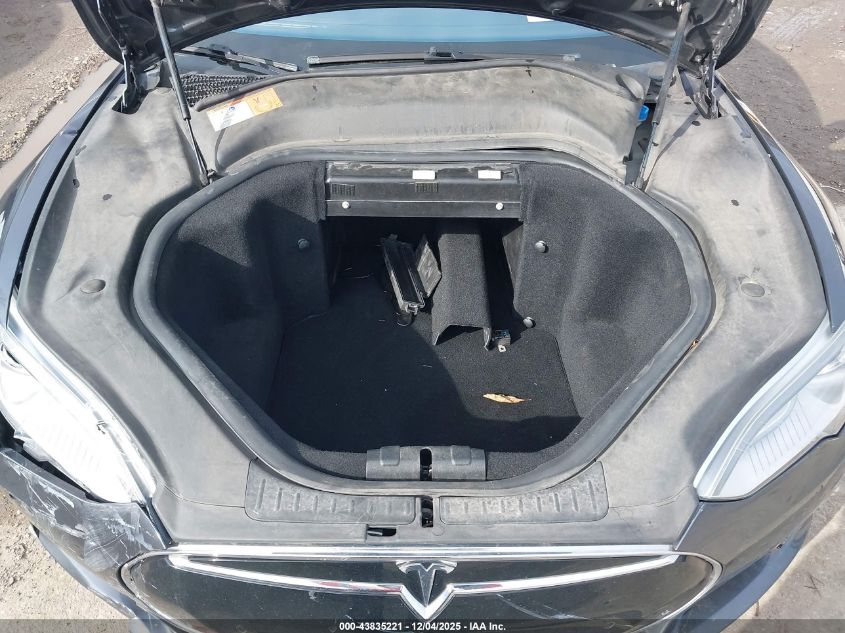 2015 Tesla Model S 60/70/85 VIN: 5YJSA1E12FF118221 Lot: 43835221