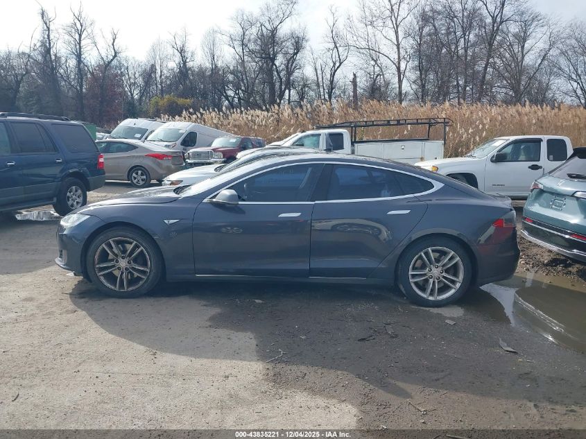2015 Tesla Model S 60/70/85 VIN: 5YJSA1E12FF118221 Lot: 43835221