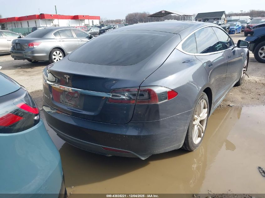 2015 Tesla Model S 60/70/85 VIN: 5YJSA1E12FF118221 Lot: 43835221