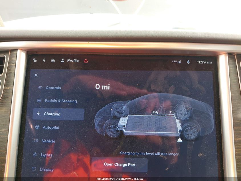 2015 Tesla Model S 60/70/85 VIN: 5YJSA1E12FF118221 Lot: 43835221