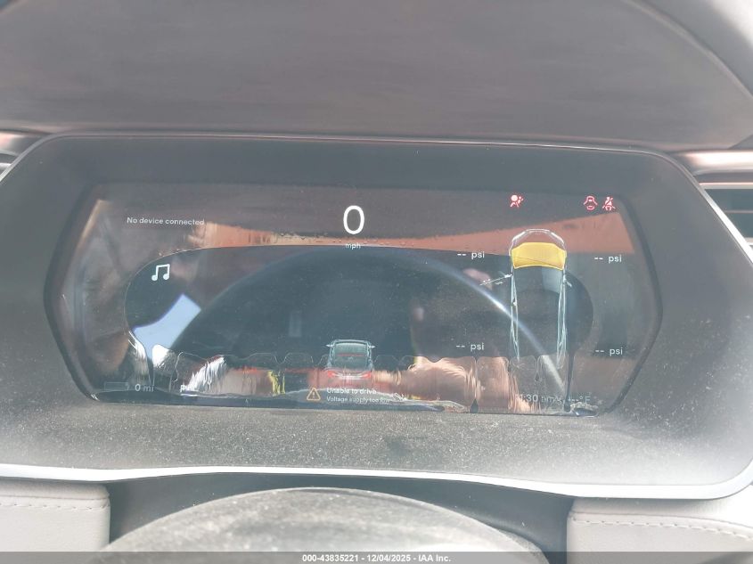 2015 Tesla Model S 60/70/85 VIN: 5YJSA1E12FF118221 Lot: 43835221