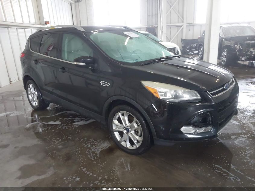 FORD ESCAPE TITANIUM