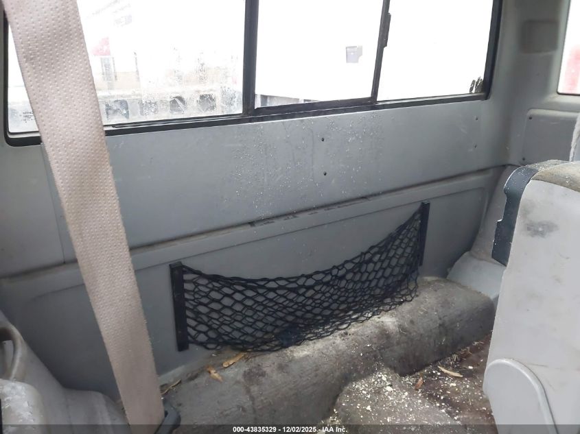 2002 Mazda B3000 Ds VIN: 4F4YR16V92TM23752 Lot: 43835329