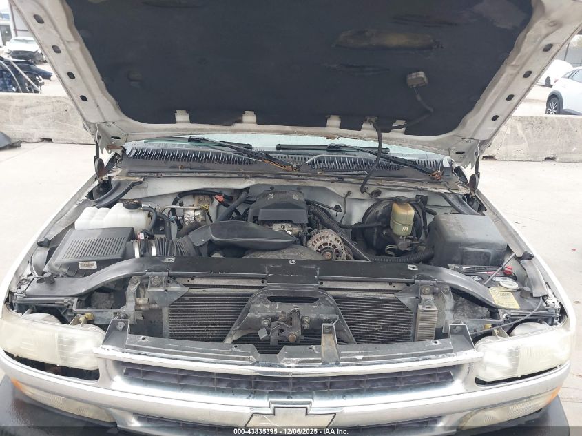 2000 Chevrolet Silverado 1500 VIN: 2GCEC19V1Y1385585 Lot: 43835395