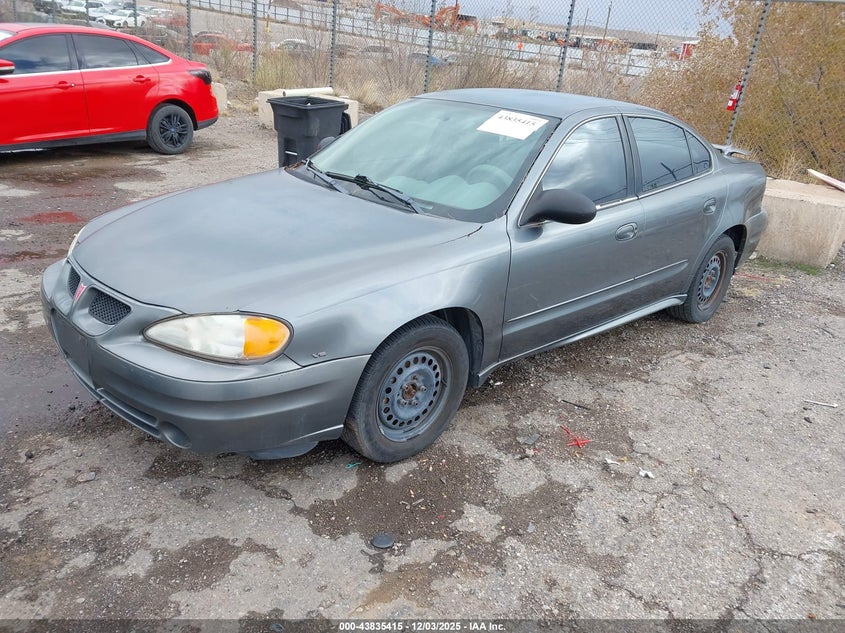 1G2NE52E25M142304 2005 PONTIAC GRAND AM photo no. 2