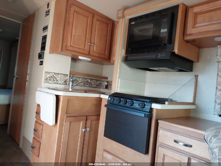 2014 Ford F53 - 1F65F5DY5E0A01642