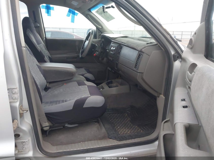 1B7GG2AZ21S137854 2001 DODGE DAKOTA photo no. 5