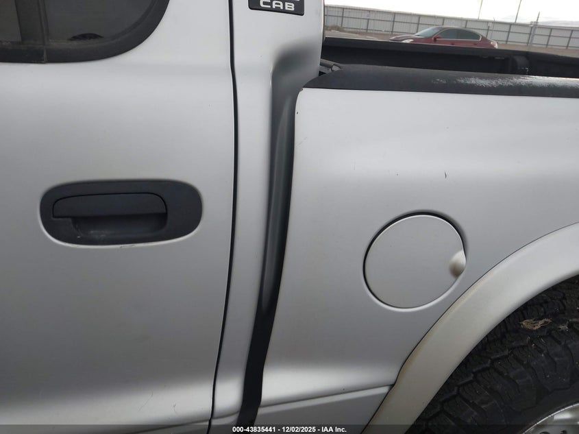 1B7GG2AZ21S137854 2001 DODGE DAKOTA photo no. 6