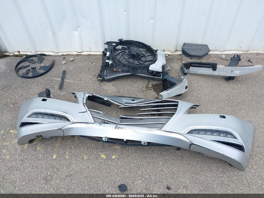 2016 Hyundai Genesis 3.8 VIN: KMHGN4JE0GU121739 Lot: 43835451