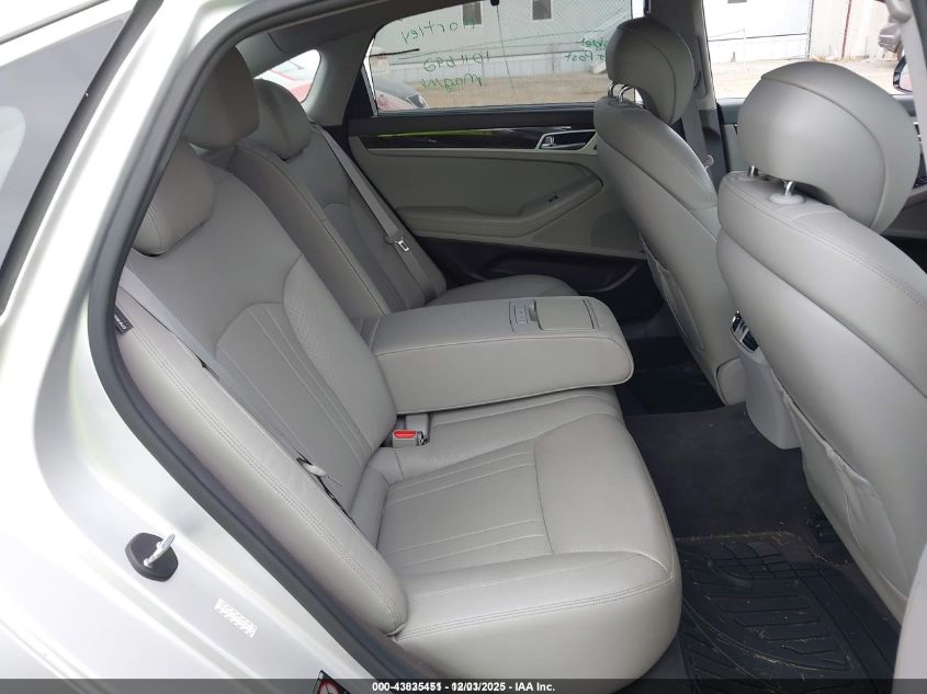 2016 Hyundai Genesis 3.8 VIN: KMHGN4JE0GU121739 Lot: 43835451