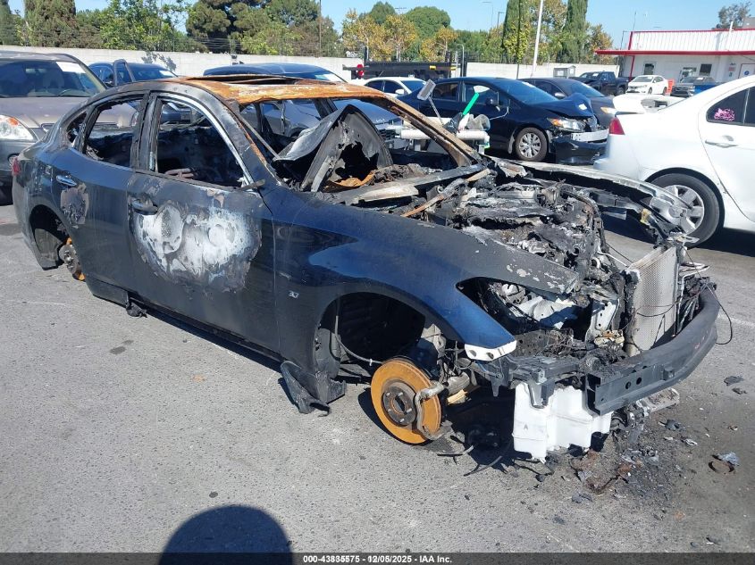 INFINITI Q70 3.7 LUXE
