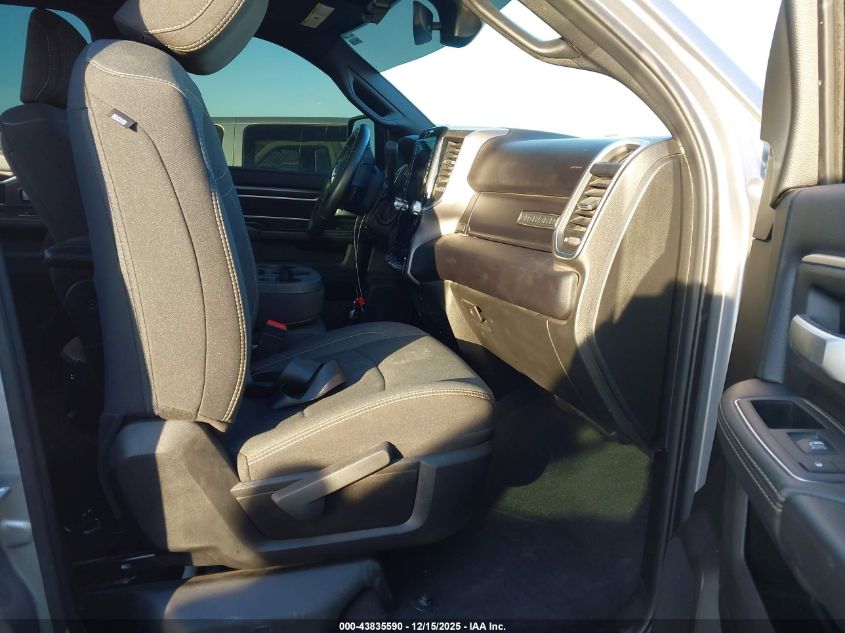 2024 Ram 3500 Big Horn 4X4 8' Box VIN: 3C63R3HL4RG382343 Lot: 43835590