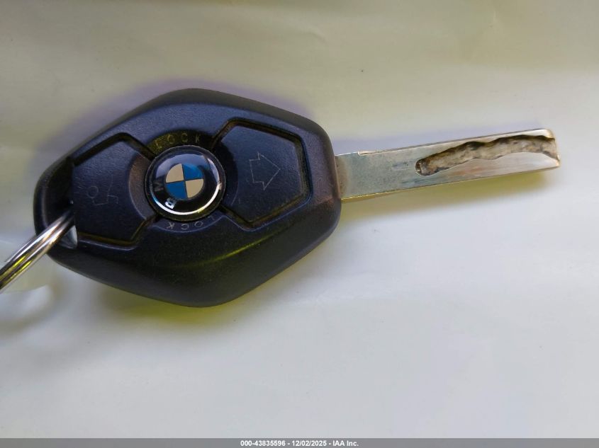 2000 BMW 323I VIN: WBAAM3345YFP79698 Lot: 43835596