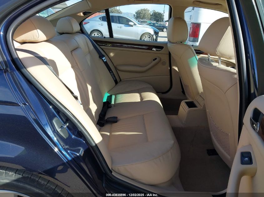 2000 BMW 323I VIN: WBAAM3345YFP79698 Lot: 43835596